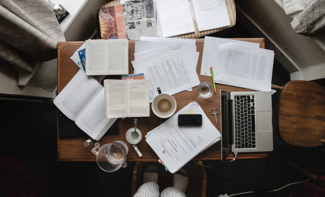 dropping out university Dropping out of uni can sometimes be the right decision, but it's a big one if you know in your heart that something isn't right, here are six important things to do before withdrawing from uni. dropping out university Dropping out of uni can sometimes be the right decision, but it's a big one if you know in your heart that something isn't right, here are six important things to do before withdrawing from uni.
